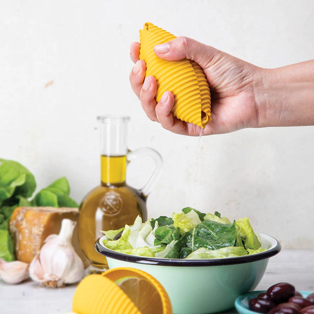 Conchiglie Pasta - Shaped Silicone Lemon Squeezer - Polychrome Goods 🍊